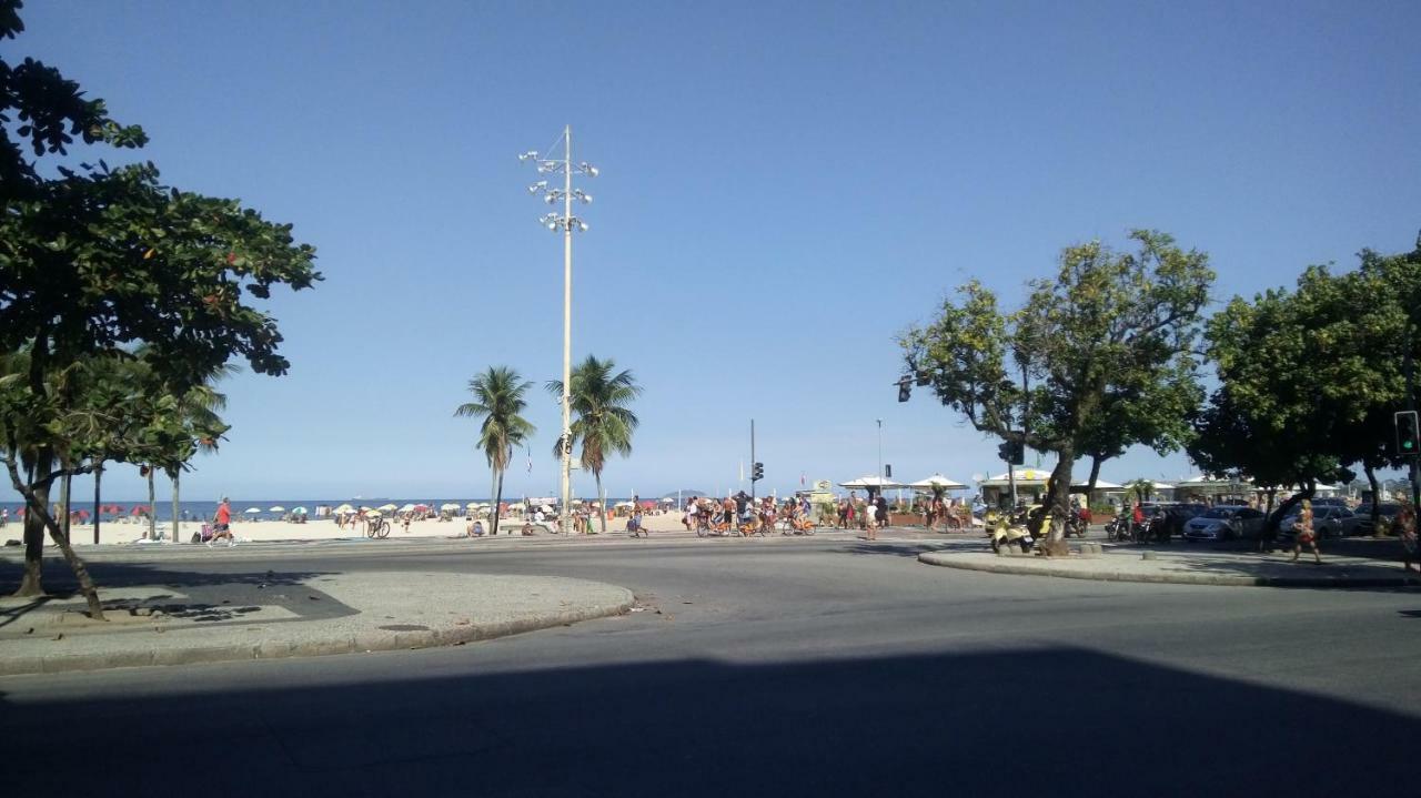 Vista Lateral Mar Copacabana Рио-де-Жанейро Экстерьер фото